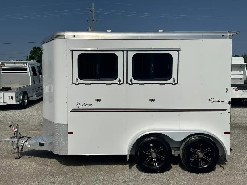 2023 Sundowner Sportman 2 Horse Bumper Pull 