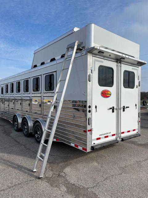 new Horse Trailers Sundowner Trailers  for sale, in Pilot Point, TX Thumbnail 8