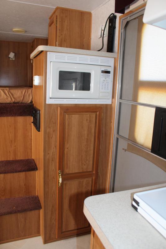 used Horse Trailers Sundowner Trailers  for sale, in Pilot Point, TX Thumbnail 22