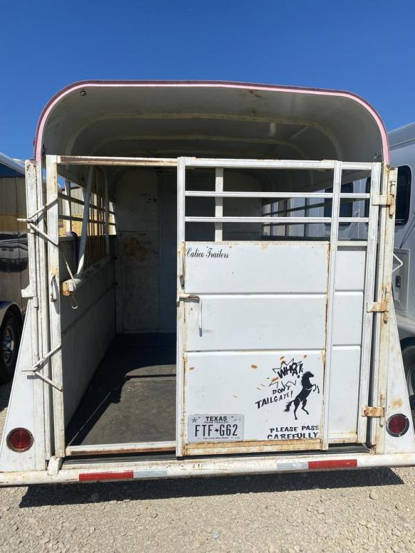 2002 Calico Trailers dressing room Horse Trailer Horse Trailers For