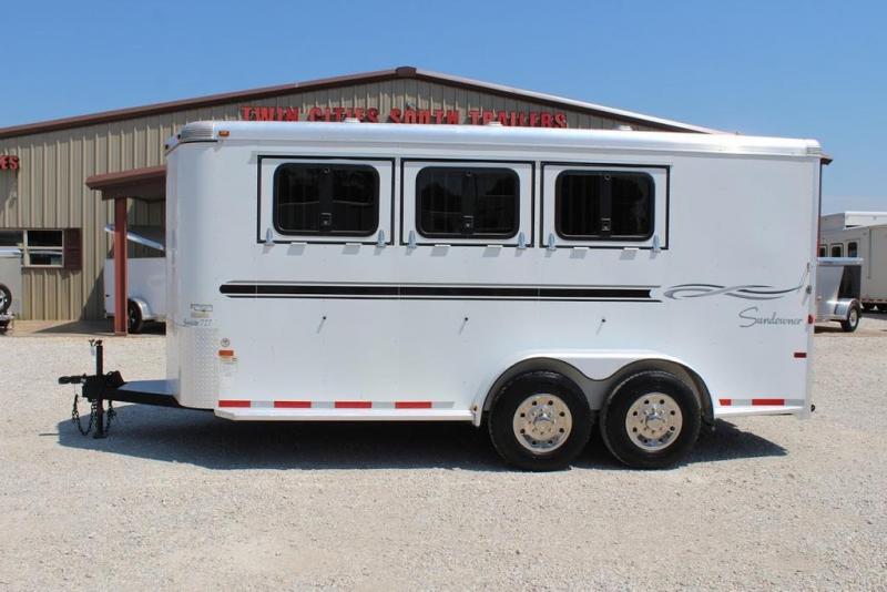 2007 Sundowner 3 horse slant bumper pull 2007 Sundowner 3 horse slant bumper pull