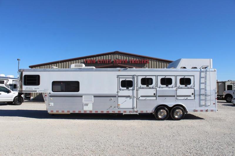 2005 Sundowner Trailers Sunlite Horse Trailer 2005 Sundowner Trailers Sunlite Horse Trailer