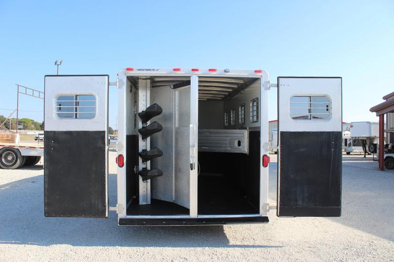 used Horse Trailers Featherlite  for sale, in Pilot Point, TX Thumbnail 5