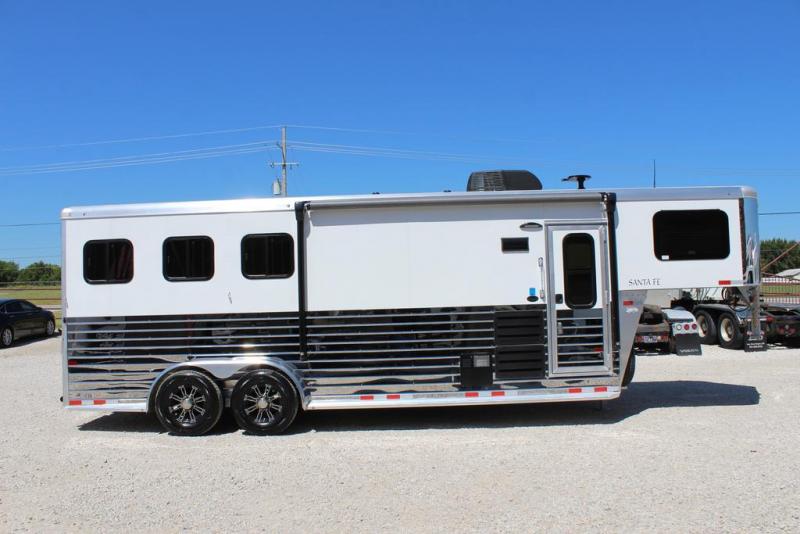 Sundowner Horse trailers for sale