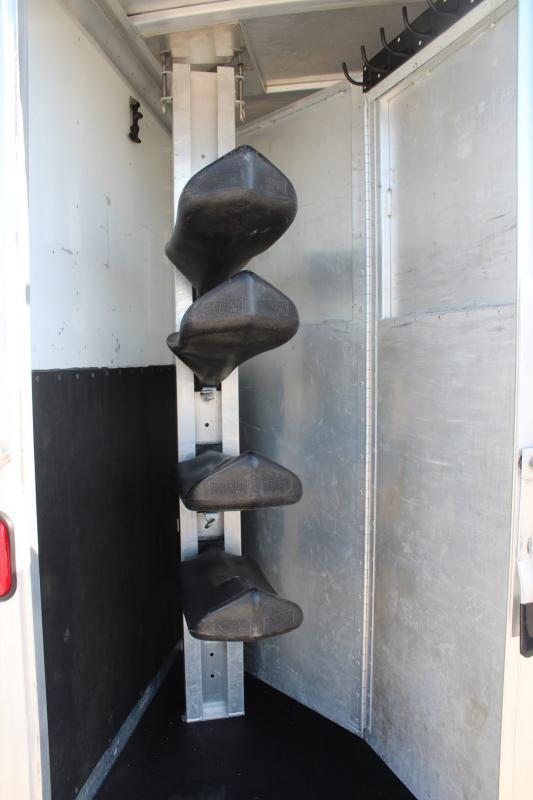 used Horse Trailers Featherlite  for sale, in Pilot Point, TX Thumbnail 6