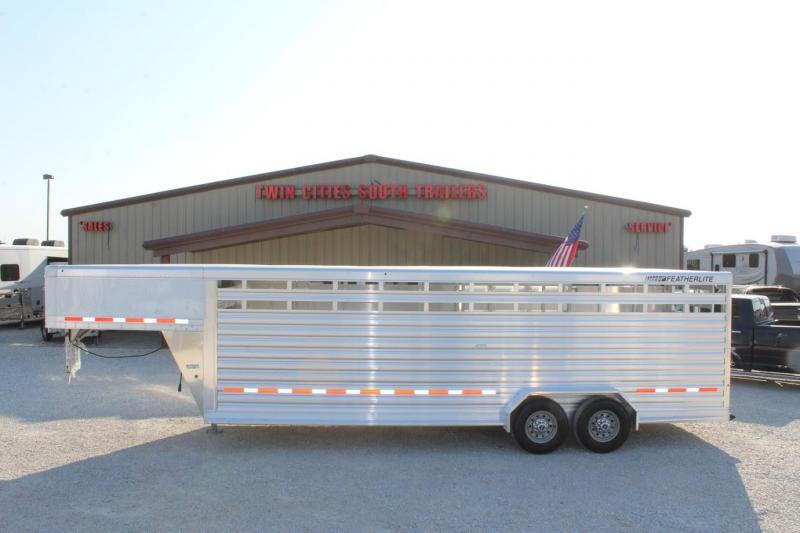 2021 Featherlite 24' Stock Trailer 2021 Featherlite 24' Stock Trailer