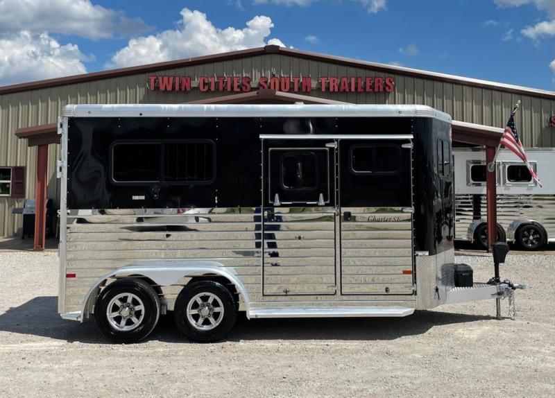 2019 Sundowner 2 horse straight load bumper pull Horse Trailers For