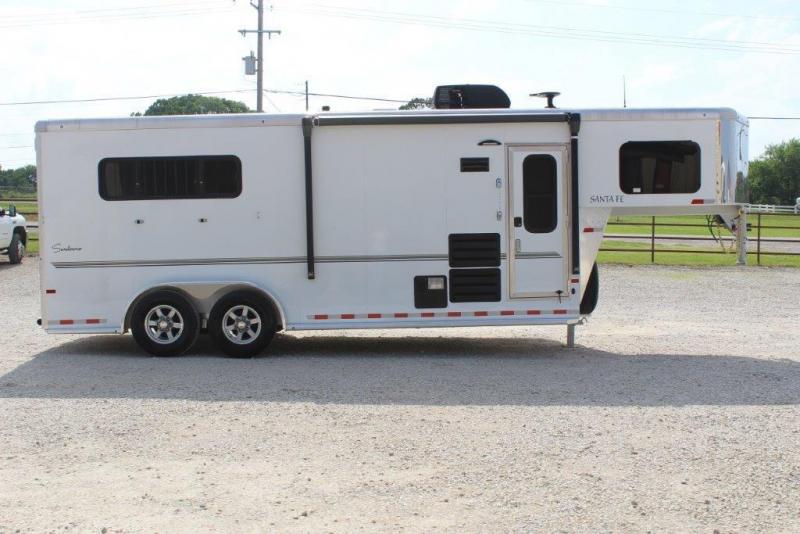 2020 Sundowner 3 horse with 6' LQ 2020 Sundowner 3 horse with 6' LQ