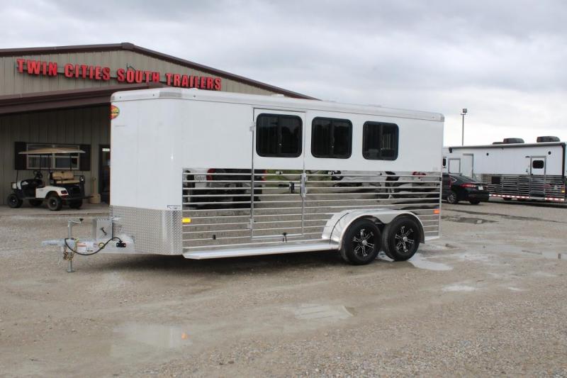 2021 Sundowner 3 horse slant bumper pull 2021 Sundowner 3 horse slant bumper pull