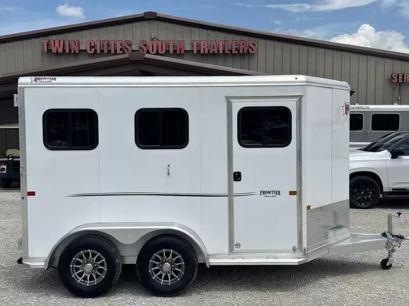 2025 Frontier 2 Horse Slant Load Bumper Pull
