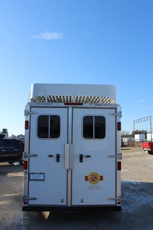 used Horse Trailers Featherlite  for sale, in Pilot Point, TX Thumbnail 4