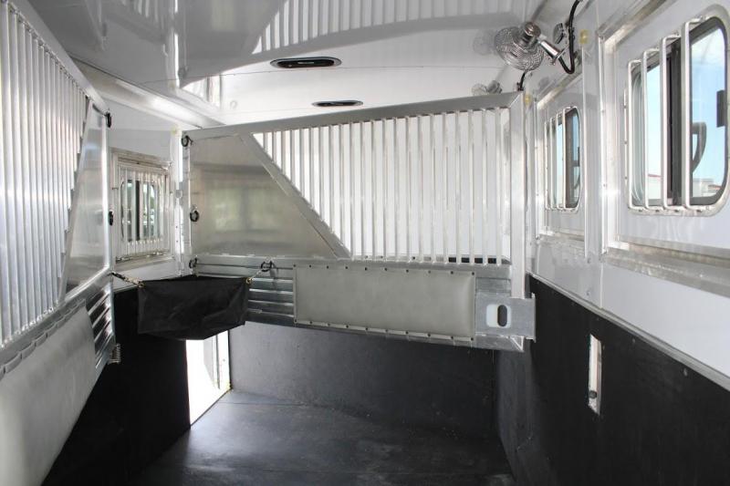 used Horse Trailers Featherlite  for sale, in Pilot Point, TX Thumbnail 21