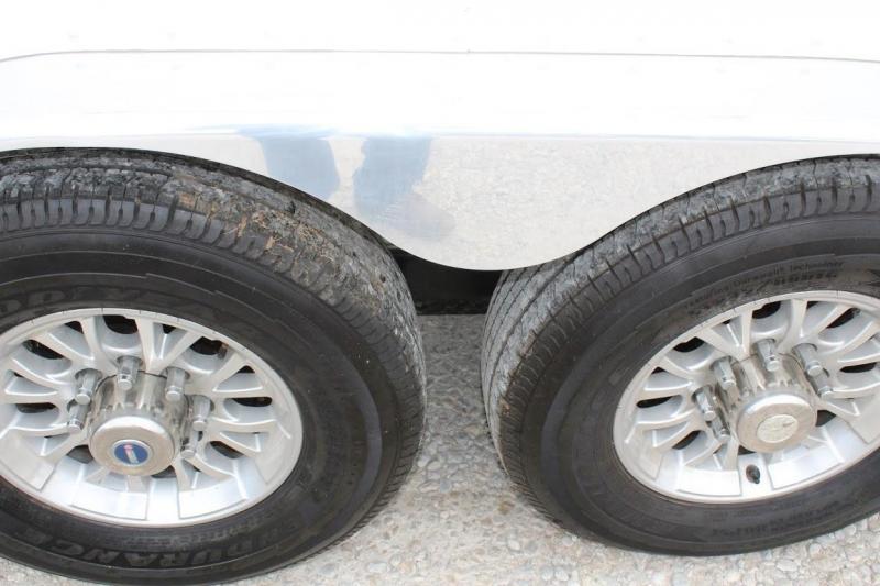 used Horse Trailers Featherlite  for sale, in Pilot Point, TX Thumbnail 6