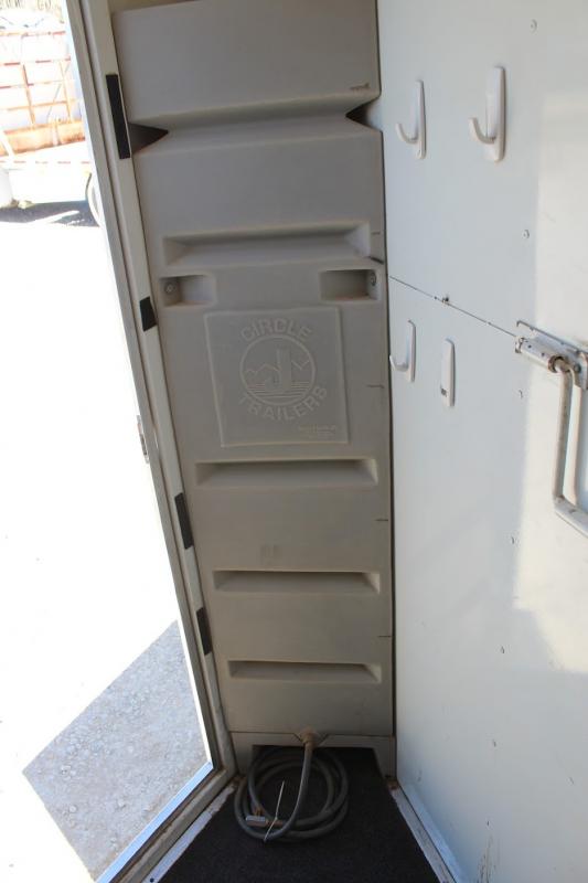 used Horse Trailers Circle J Trailers  for sale, in Pilot Point, TX Thumbnail 12