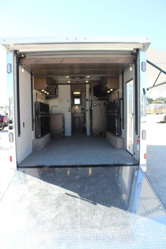 2023 Sundowner 22' Toy Hauler Bumper Pull Sundowner Trailers