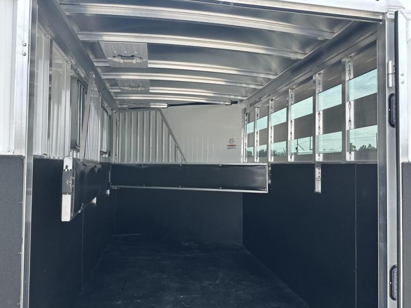 new Horse Trailers Sundowner Trailers  for sale, in Pilot Point, TX Thumbnail 7