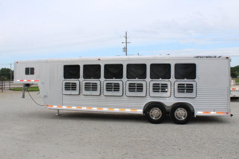 used Horse Trailers Featherlite  for sale, in Pilot Point, TX Thumbnail 5