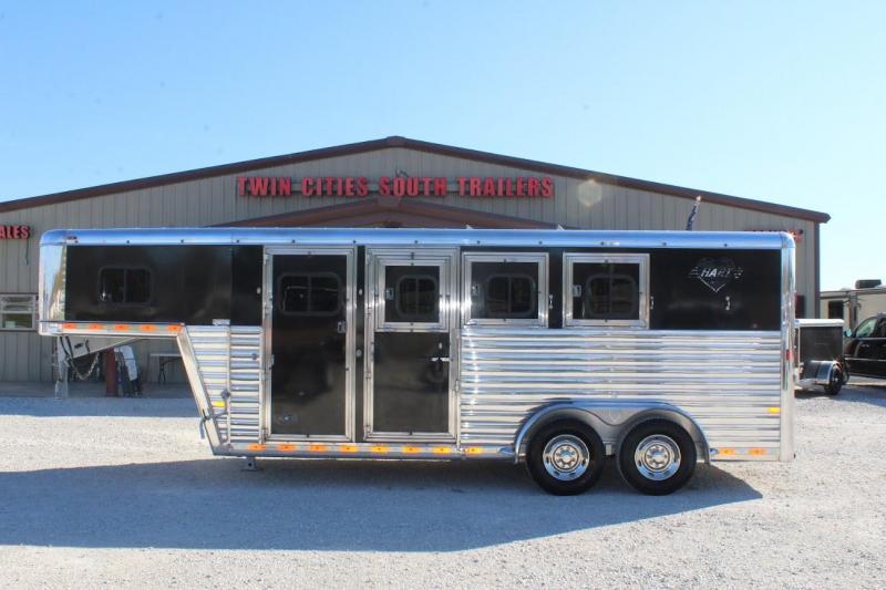2006 Hart Trailers hart Horse Trailer 2006 Hart Trailers hart Horse Trailer