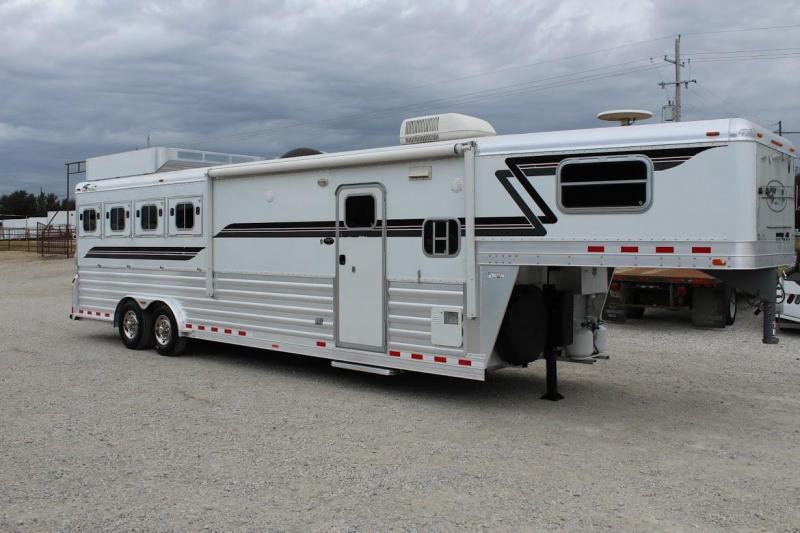 2006 4-Star Trailers Living Quarter Horse Trailer 2006 4-Star Trailers Living Quarter Horse Trailer