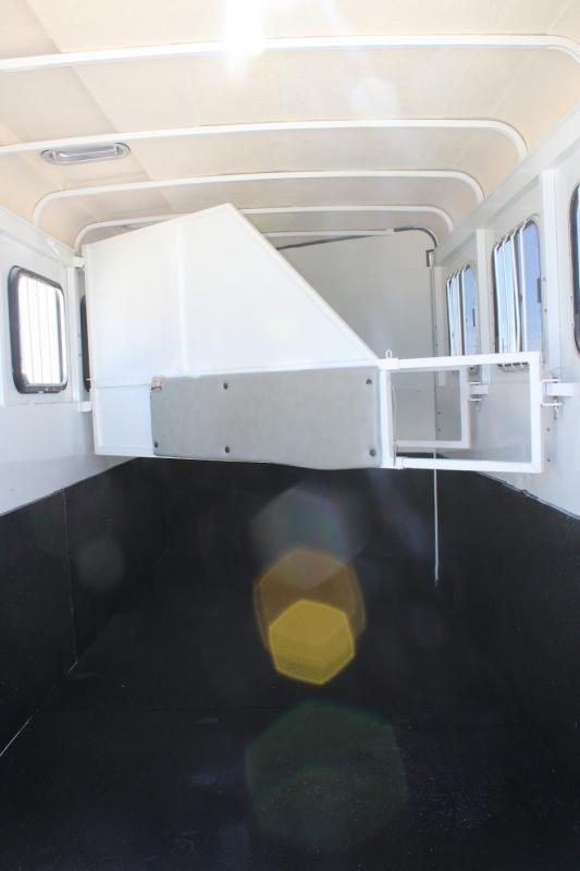 used Horse Trailers Circle J Trailers  for sale, in Pilot Point, TX Thumbnail 6