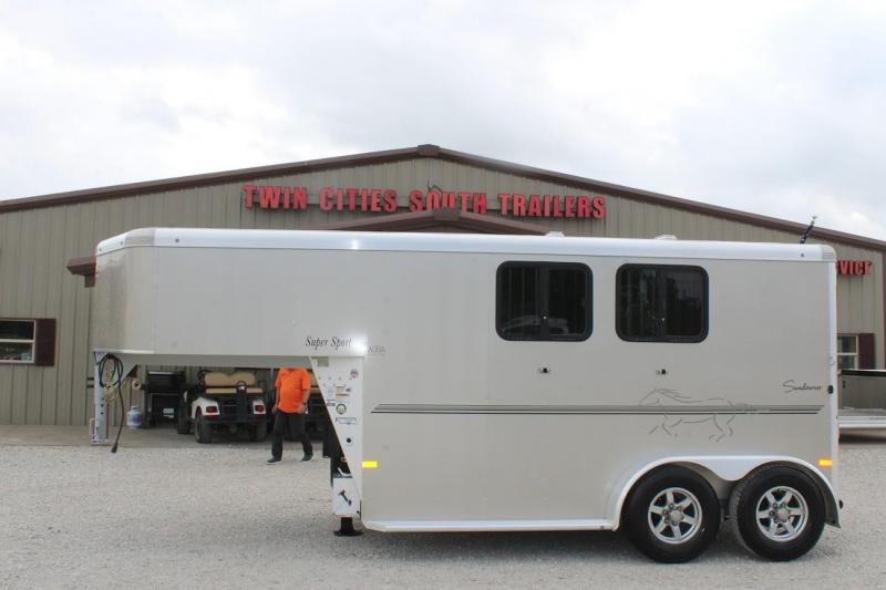 2021 Sundowner Trailers Super Sport Horse Trailer 2021 Sundowner Trailers Super Sport Horse Trailer