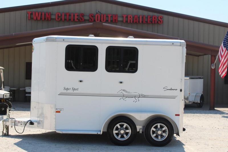 2020 Sundowner 2 horse slant bumper pull 2020 Sundowner 2 horse slant bumper pull
