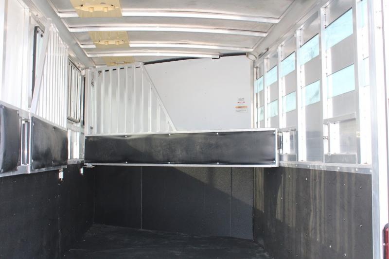 used Horse Trailers Sundowner Trailers  for sale, in Pilot Point, TX Thumbnail 11