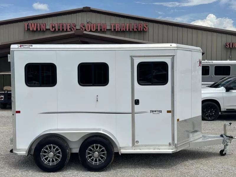 2025 Frontier 2 Horse Slant Load Bumper Pull