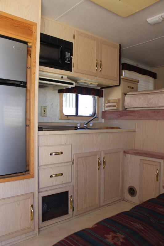 used Horse Trailers Sundowner Trailers  for sale, in Pilot Point, TX Thumbnail 12