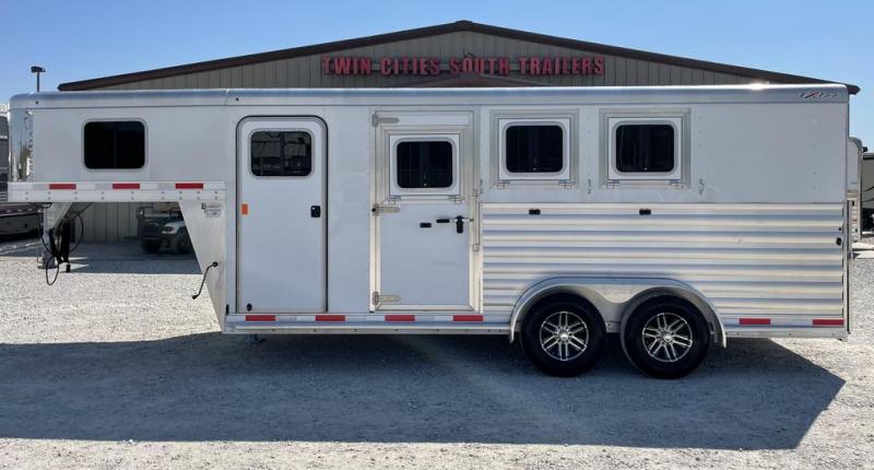 2019 Exiss 3 horse slant gooseneck 2019 Exiss 3 horse slant gooseneck