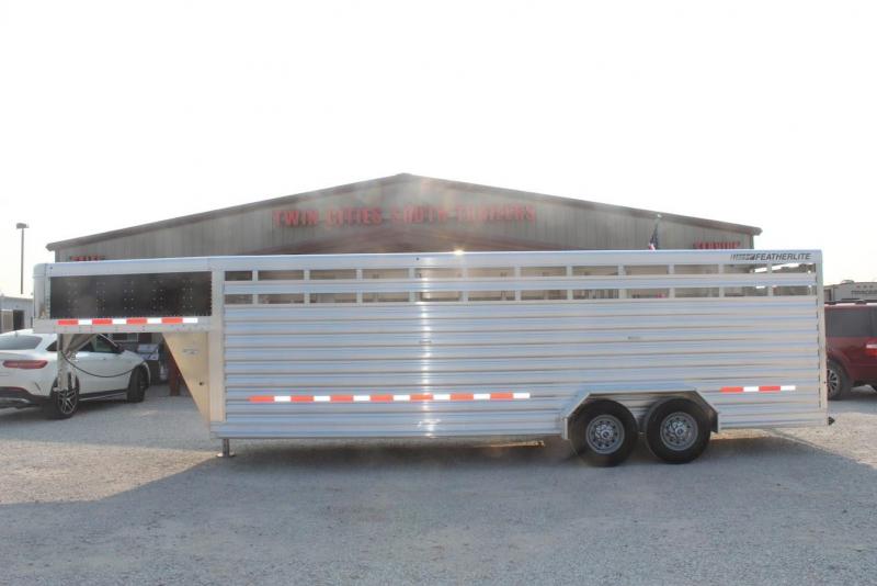 2022 Featherlite 24' stock trailer 2022 Featherlite 24' stock trailer
