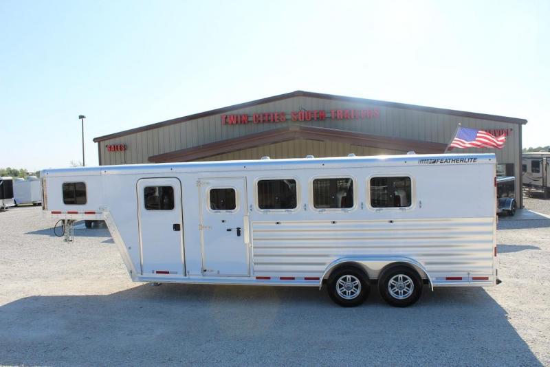 2021 Featherlite 7541 Horse Trailer 2021 Featherlite 7541 Horse Trailer