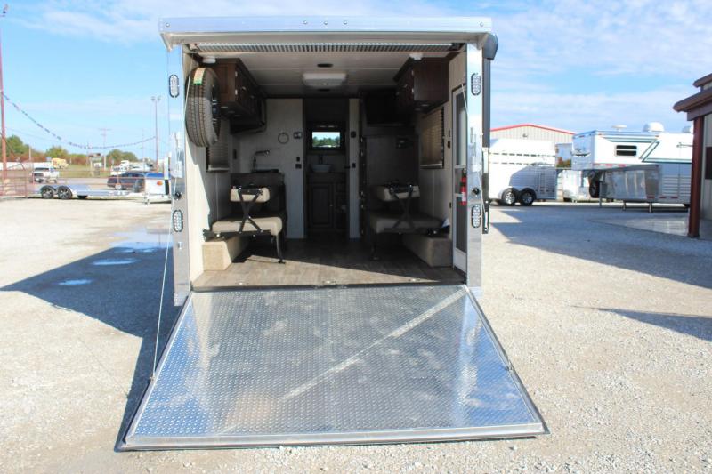 used Toy Haulers Sundowner Trailers Other for sale, in Pilot Point, TX Thumbnail 5