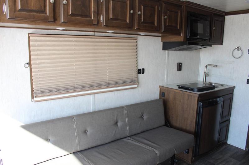 used Toy Haulers Sundowner Trailers Other for sale, in Pilot Point, TX Thumbnail 6