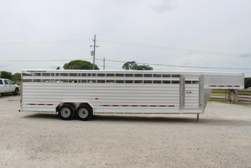 2018 Featherlite 8127 Livestock Trailer 2018 Featherlite 8127 Livestock Trailer