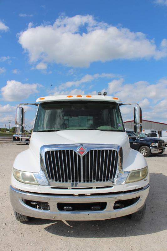 used Other Trucks International  for sale, in Pilot Point, TX Thumbnail 2