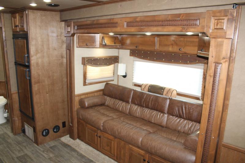 used Horse Trailers Sundowner Trailers  for sale, in Pilot Point, TX Thumbnail 15