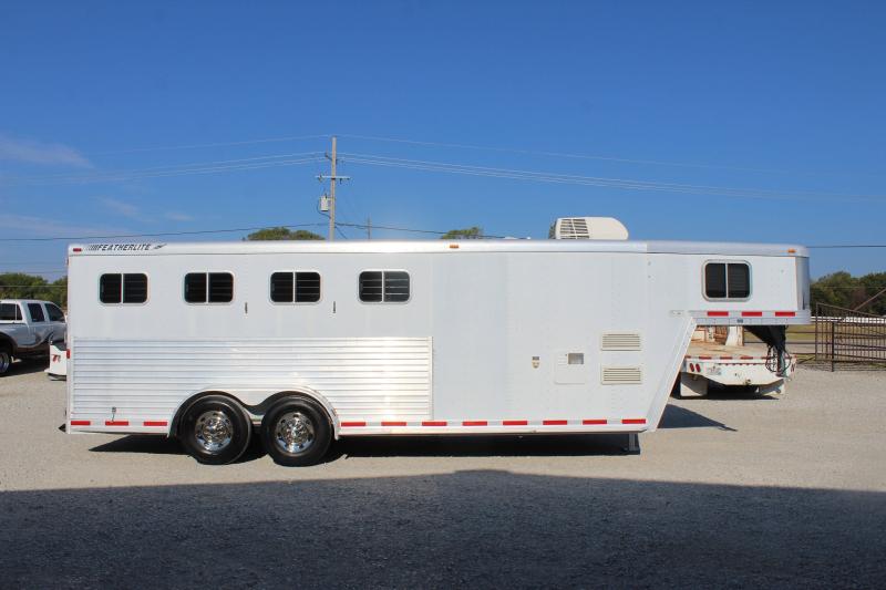 used Horse Trailers Featherlite  for sale, in Pilot Point, TX Thumbnail 2