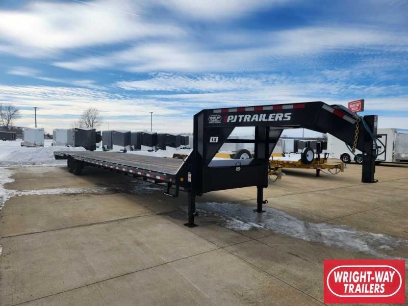 2022 PJ Trailers GN LOW-PRO FLATDECK Equipment Trailer 2022 PJ Trailers GN LOW-PRO FLATDECK Equipment Trailer