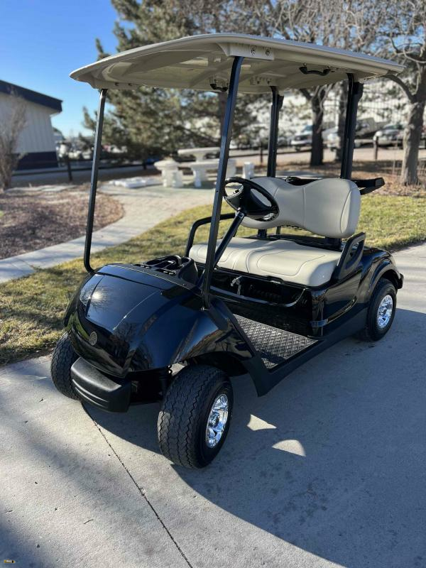 2016 Yamaha YDRA EFI Gas Golf Car Black