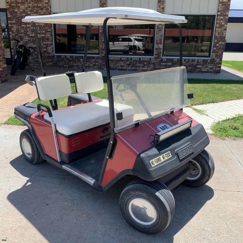 1991 EZGO 2-STROKE CARB GAS RED 1991 EZGO 2-STROKE CARB GAS RED