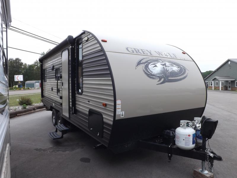 2018 Forest River Inc. Grey Wolf 20RDSE Travel Trailer RV 2018 Forest River Inc. Grey Wolf 20RDSE Travel Trailer RV