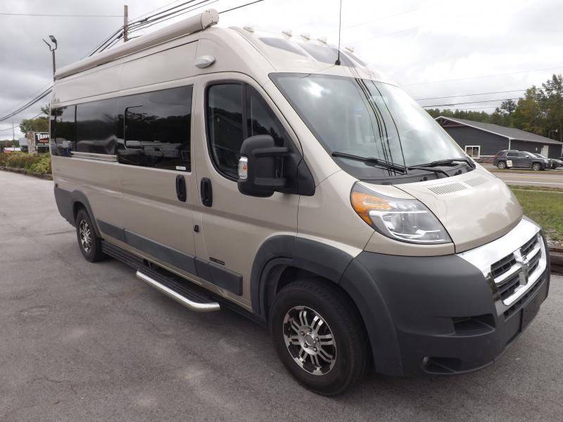 2017 Roadtrek 210 Class B 2017 Roadtrek 210 Class B