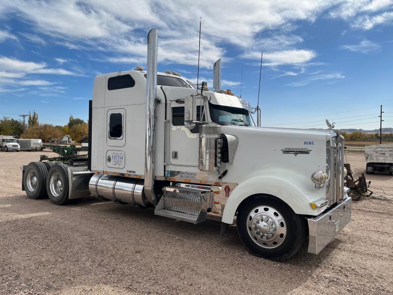 2000 Kenworth W900 Highway 2000 Kenworth W900 Highway
