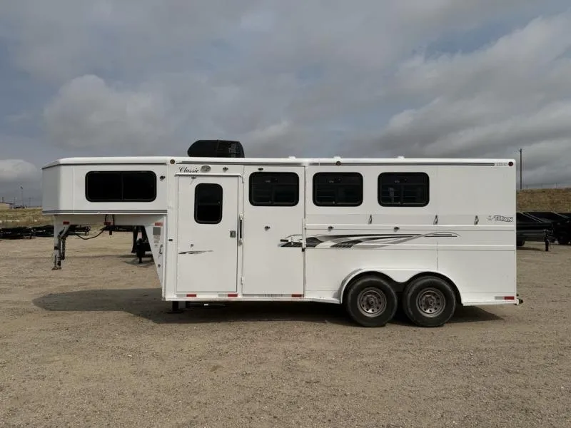 used Horse Trailers Titan Trailers  for sale, in Casper, WY Thumbnail 2