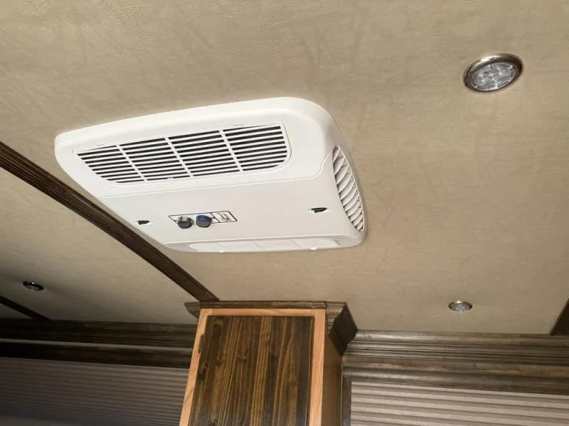 used Horse Trailers Titan Trailers  for sale, in Casper, WY Thumbnail 17