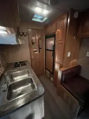 2011 Bison Living Quarters Horse Trailer 