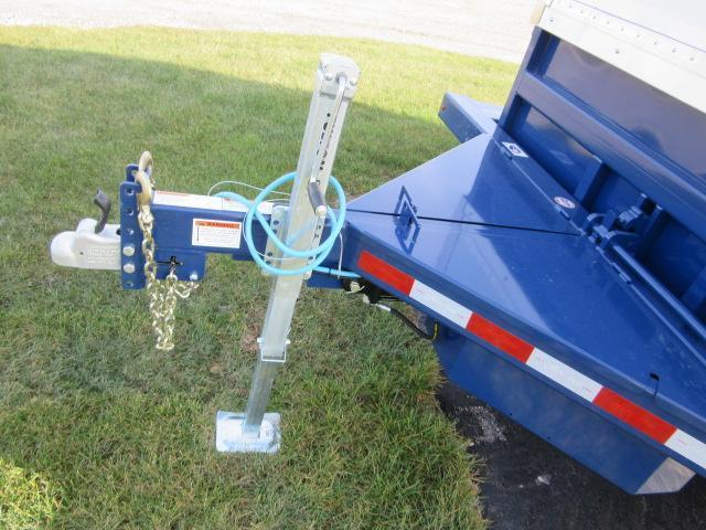 new Cargo (Enclosed) Trailers Air Tow  for sale, in Markle, IN Thumbnail 3
