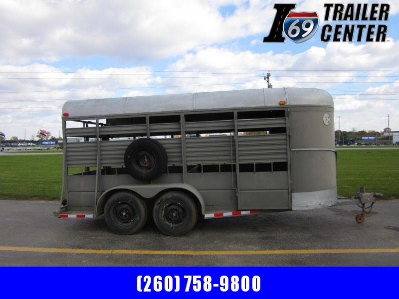 1987 Other 16FT. LIVESTOCK BUMPER PULL Livestock Trailer 1987 Other 16FT. LIVESTOCK BUMPER PULL Livestock Trailer