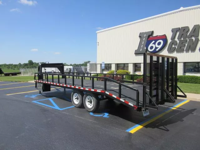 used Equipment / Flatbed Trailers Sure-Trac  for sale, in Markle, IN Thumbnail 4